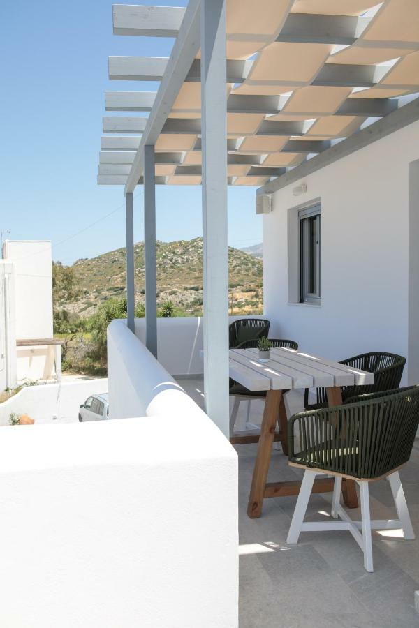Naxos Infinity Villa And Suites Galanado المظهر الخارجي الصورة